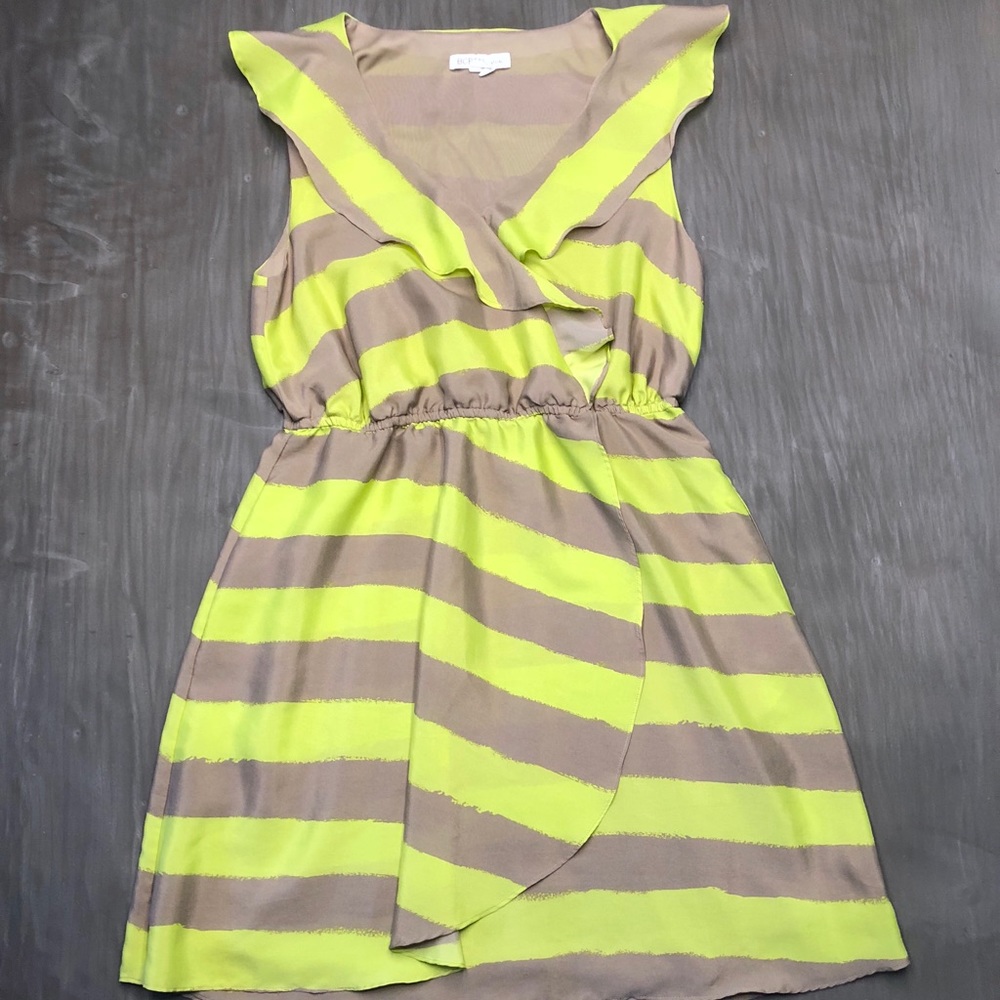 BCBGeneration Ruffle Dress - Picture 3 of 8